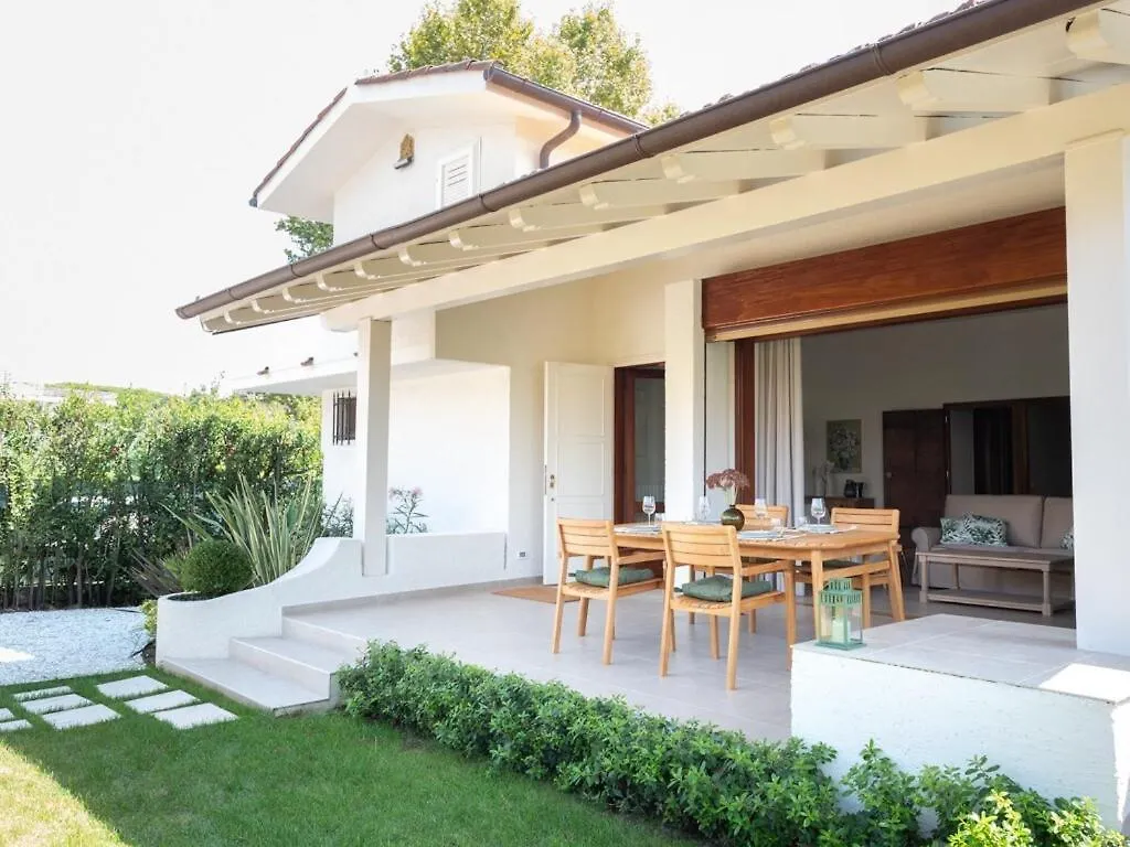 Villa Italia Luxury Home Marina di Pietrasanta 0*,  Italy