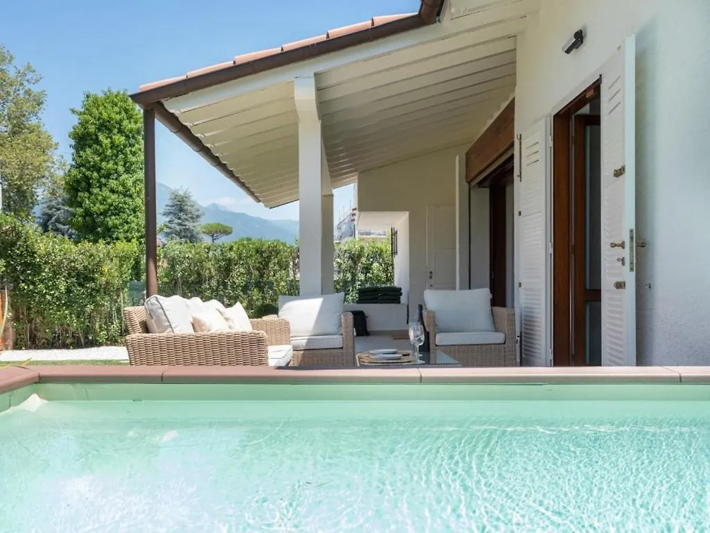 Villa Italia Luxury Home Marina di Pietrasanta 0*,