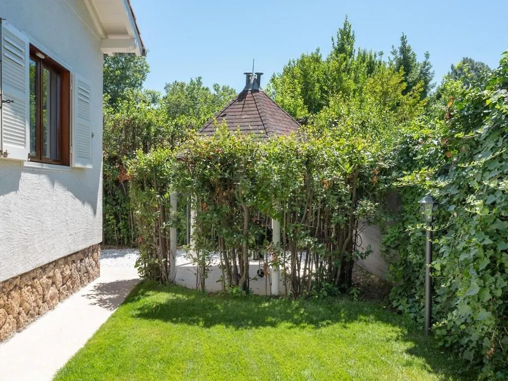 Villa Italia Luxury Home Marina di Pietrasanta 0*,