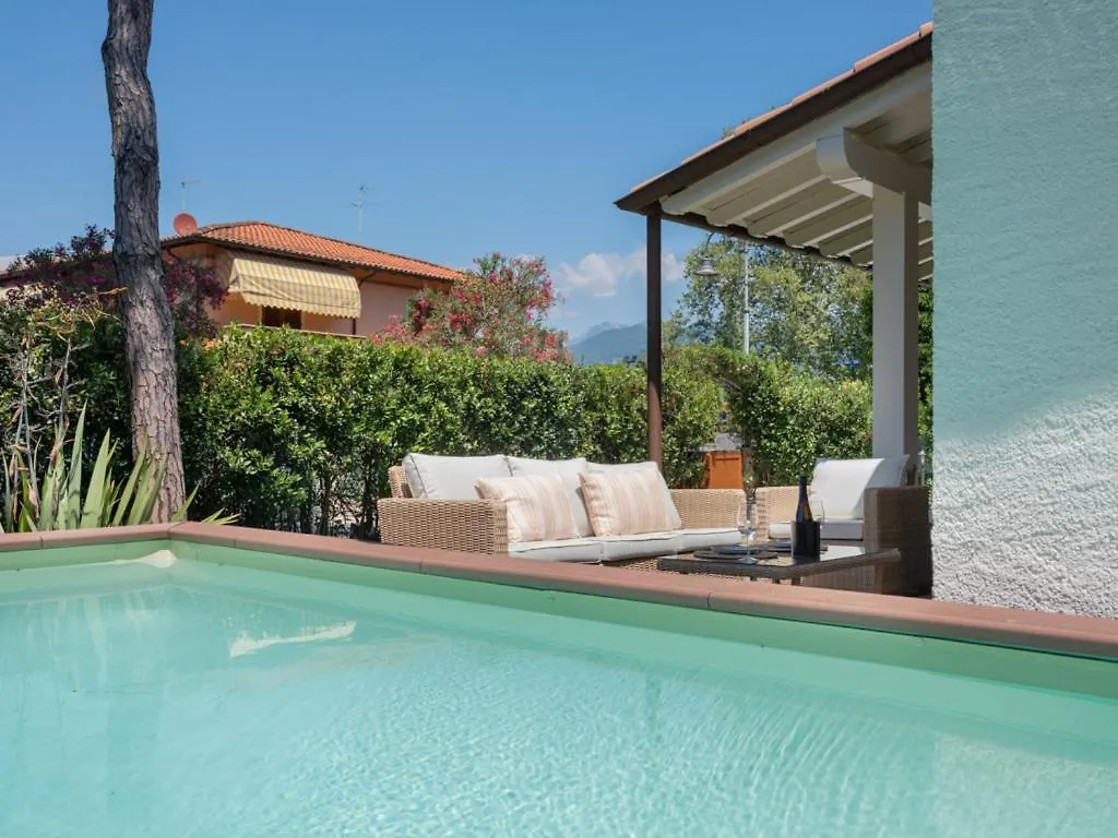 Villa Italia Luxury Home Marina di Pietrasanta Italy